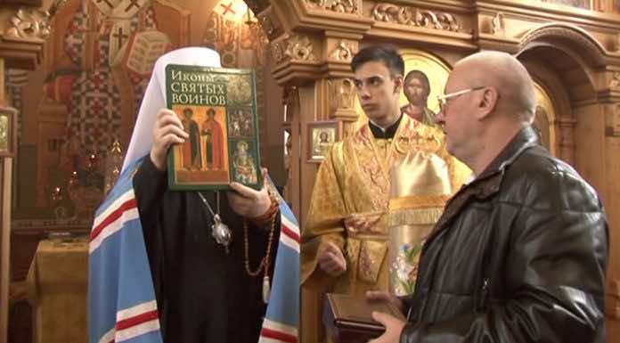 Служба в храме Димитрия Донского