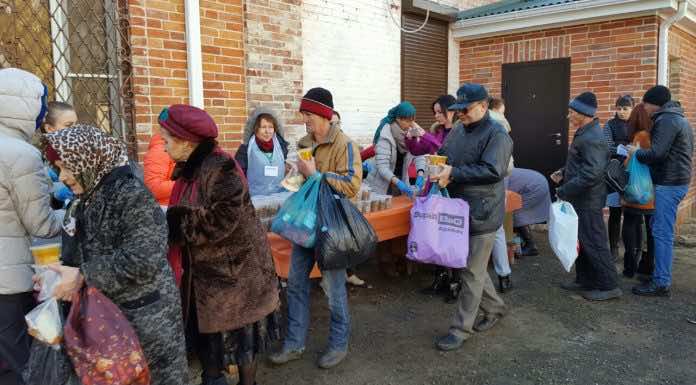 В Краснодаре проходит акция помощи бездомным помощи бездомным