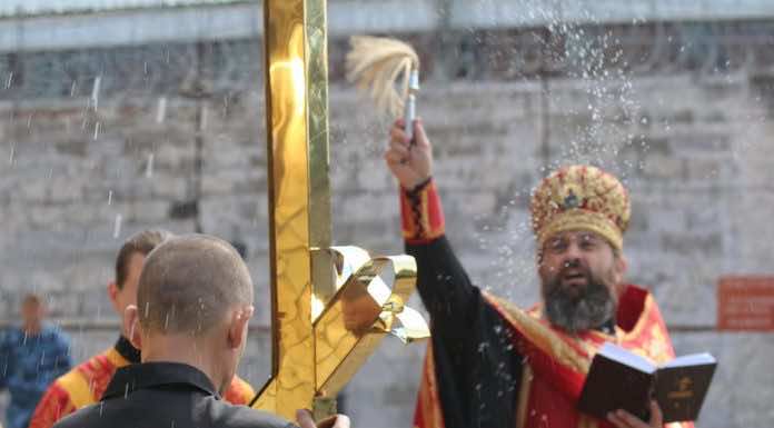 Освящение куполов в ИК-14. Видео