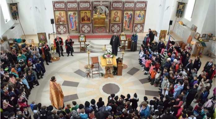 На верность Родине и традициям ряды казачества