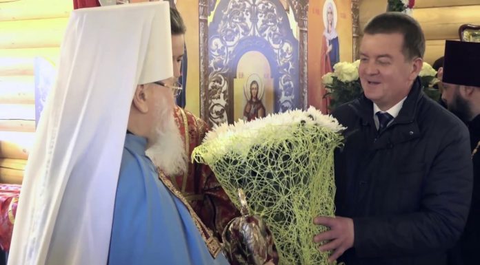 Архиерейская литургия в Университетском храме