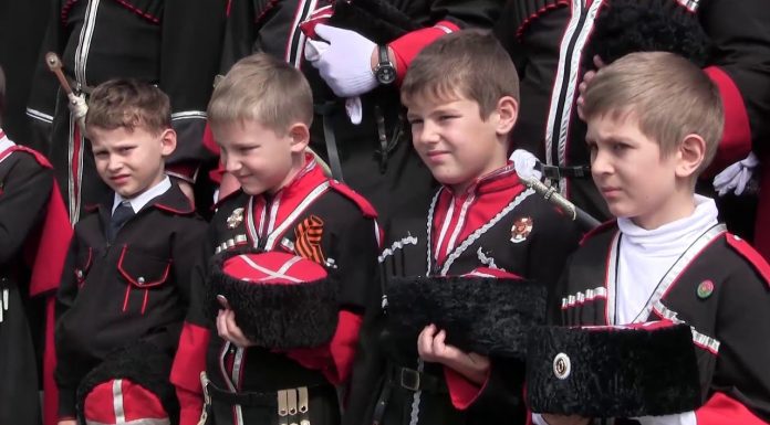 Молебен в годовщину реабилитации казачества