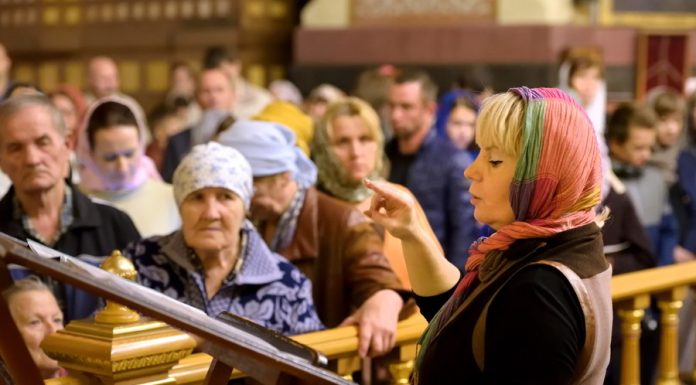 Молебен с сурдопереводом перед мощами святого Иоанна Крестителя