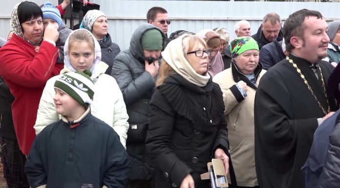 Освящение куполов и крестов храма Казанской иконы Богородицы ст. Динской