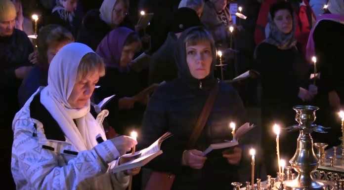 Чтение Великого канона в Екатерининском соборе