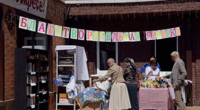 Благотворительная Пасхальная ярмарка в Ильинском храме