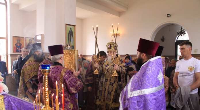 Празднование иконы Богородицы «Неувядаемый Цвет»