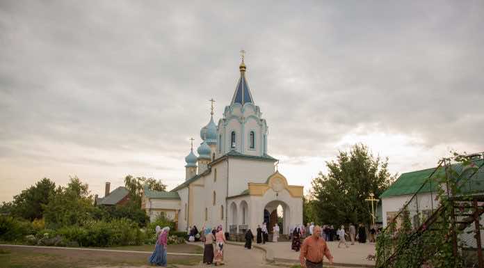 Участники фотоклуба им. Максима Болотова посетили Марие-Магдалинский монастырь в престольный праздник обители