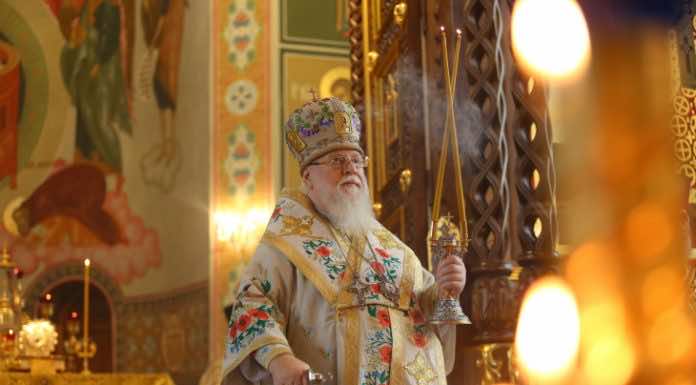 Митрополит Исидор совершил Божественную литургию в храме Рождества Христова