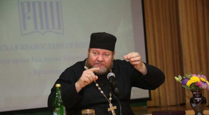 Известный миссионер посетил храм Рождества Христова