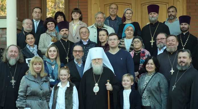 Митрополит Исидор встретился с участниками фестиваля «Вечевой колокол»