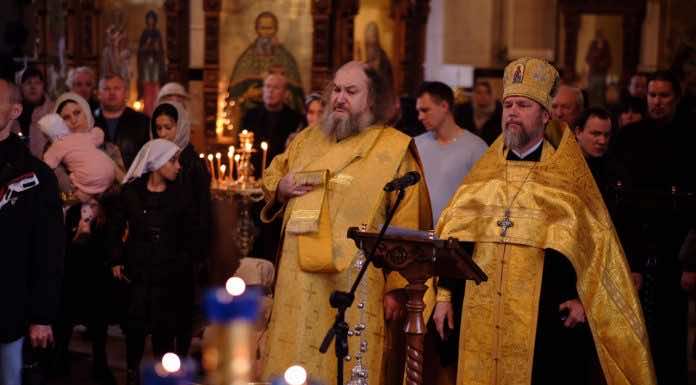В храме Рождества Христова совершили молебен об умножении любви