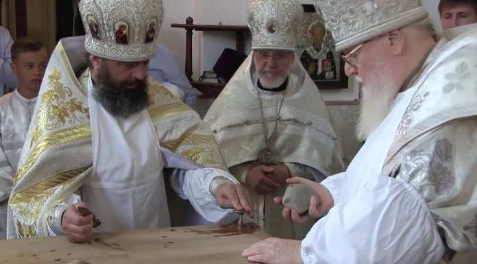 Сюжет о престольном празднике Никольского храма