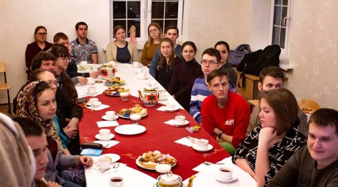 Встреча молодёжи двух храмов