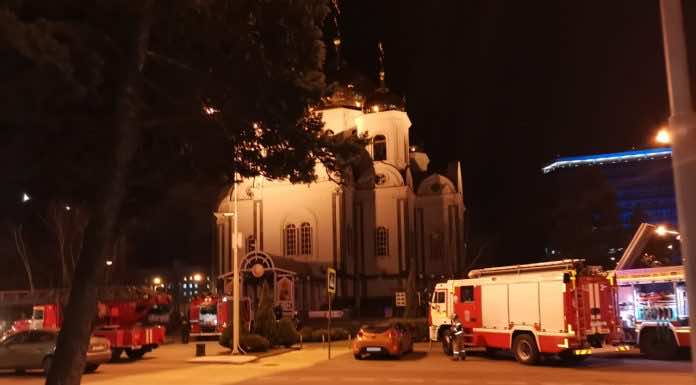 В соборе Александра Невского потушен пожар