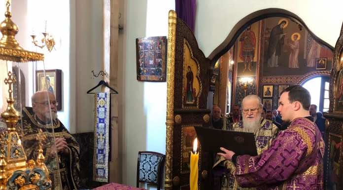 Митрополит Исидор совершил Божественную литургию в Сергиевском храме