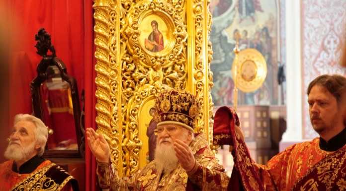 Митрополит Исидор совершил Божественную литургию в Неделю о самаряныне