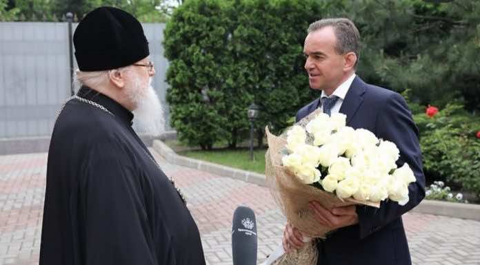 Губернатор Краснодарского края Вениамин Кондратьев поздравил митрополита Исидора с днем рождения