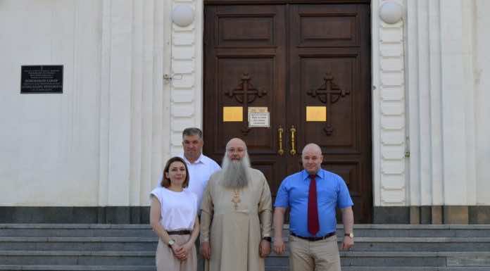 Делегация из Сахалинской области посетила Войсковой собор