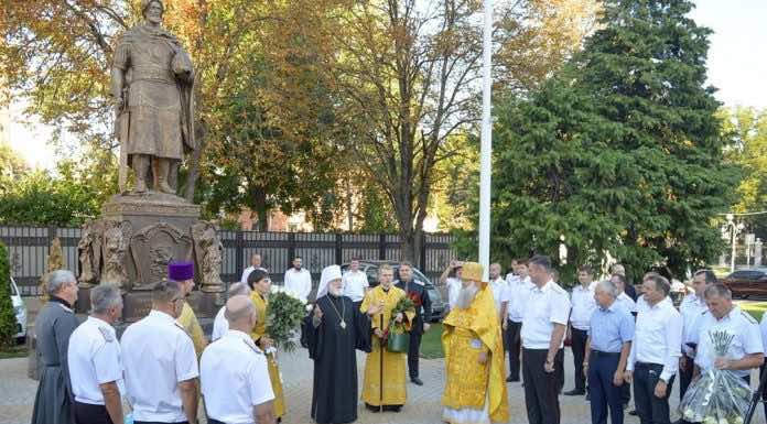 Митрополит Павел (Пономарев) возглавил престольные торжества Войскового собора