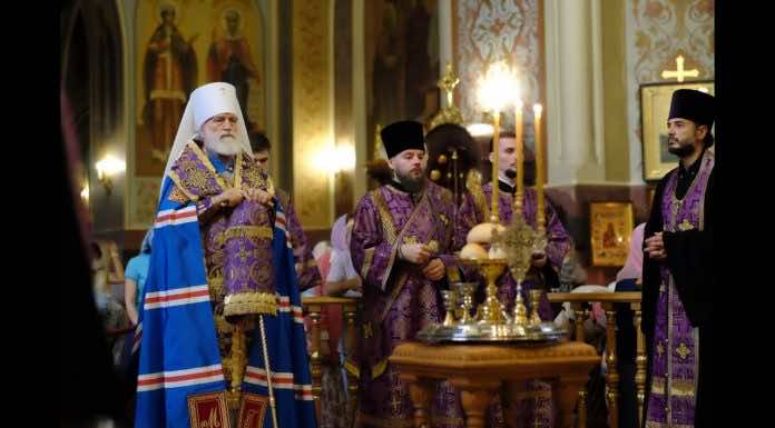 Сюжет о Всенощном бдении накануне праздника Крестовоздвижения