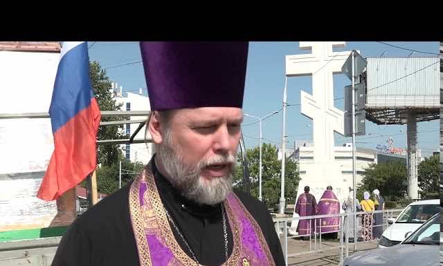 Сюжет кинокомпании «Югфильм» об автомобильном Крестном ходе