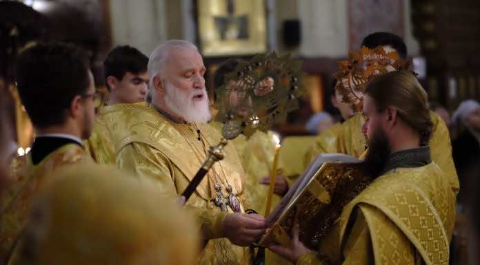 Митрополит Павел (Пономарев) совершил Всенощное бдение накануне дня памяти Московских святителей