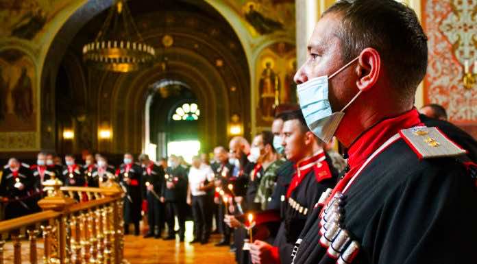 Годовщину образования Кубанского казачьего войска отметили в Екатерининском кафедральном соборе