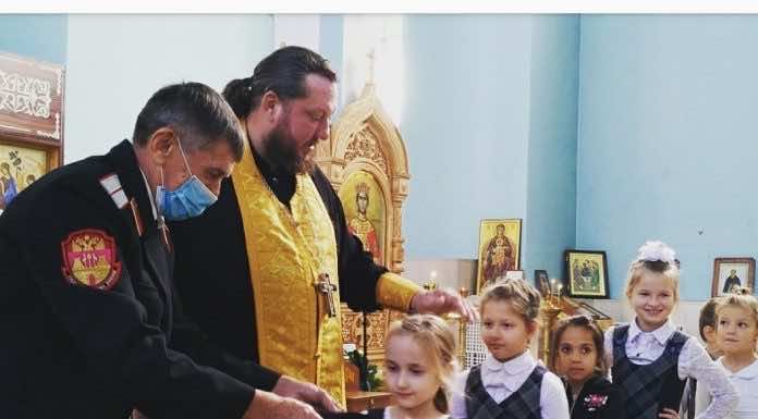 В Горячем Ключе состоялось посвящение школьников в казачата