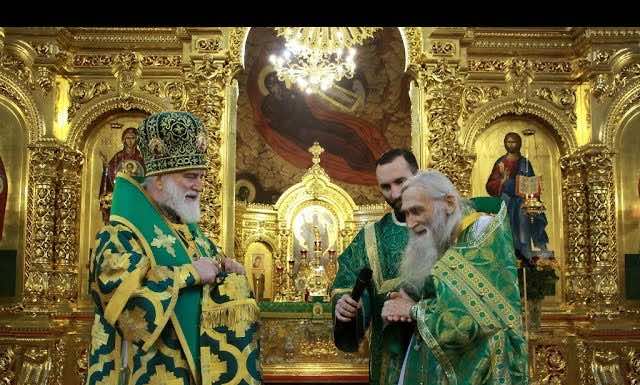 Видеосюжет о богослужении в день памяти преподобного Никона Радонежского