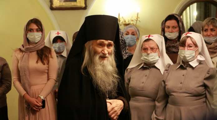 Беседа схиархимандрита Илия с сестричеством Екатерининского собора