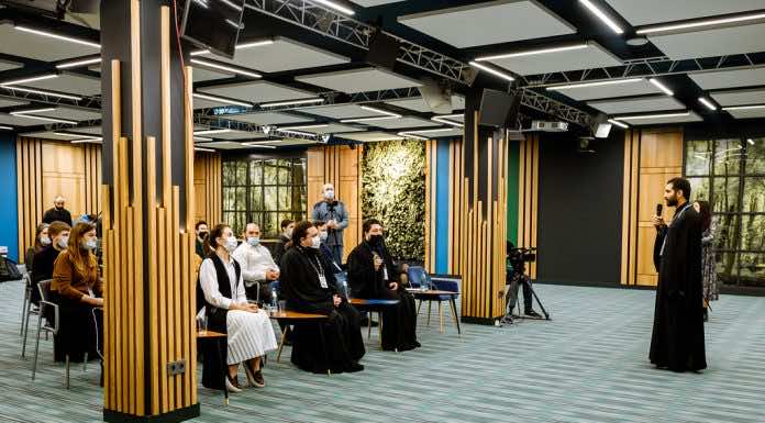 Видеоролик о семинаре «Православная миссия в соцсетях» от молодежного отделом 5-го Краснодарского благочиннического округа