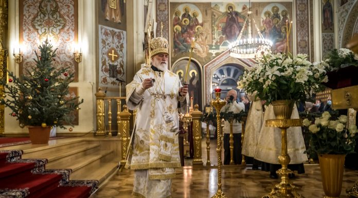 Митрополит Павел (Пономарев) совершил Всенощное бдение в Екатерининском кафедральном соборе