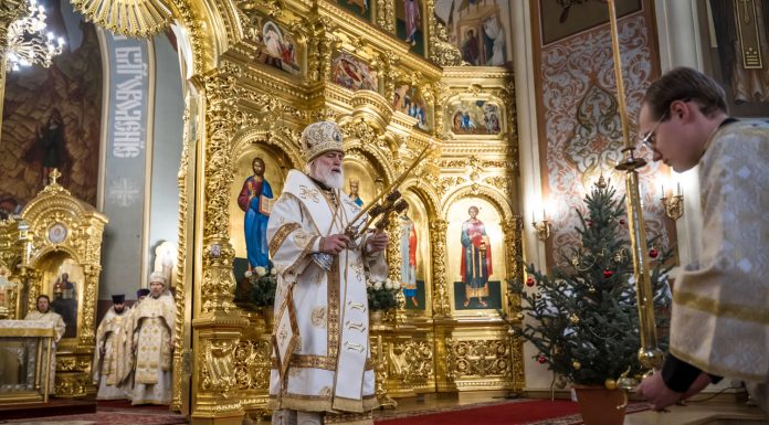 Митрополит Павел (Пономарев) совершил Литургию в Неделю по Рождестве Христовом