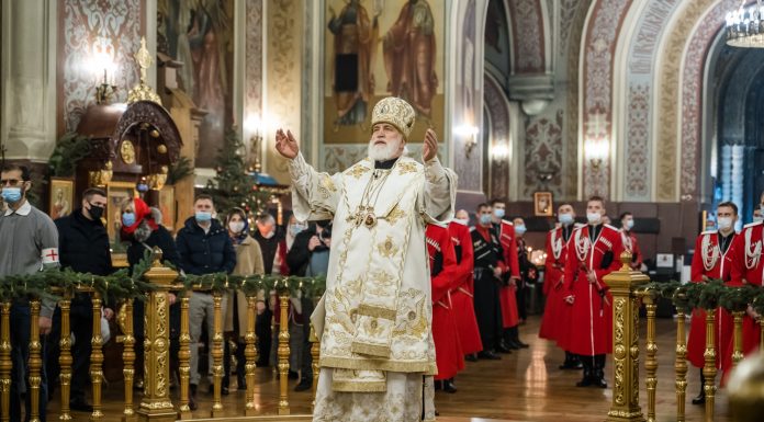 Митрополит Павел (Пономарев) совершил Литургию в праздник Рождества Христова