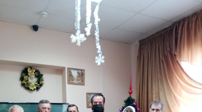 В Апшеронске священник посетил комплексный центр социального обслуживания населения