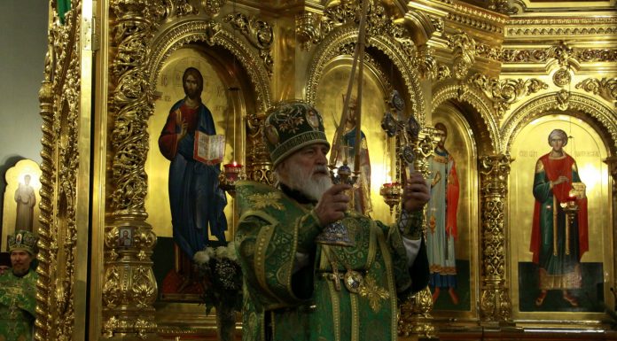 Митрополит Павел совершил Божественную литургию в день памяти преподобного Серафима Саровского