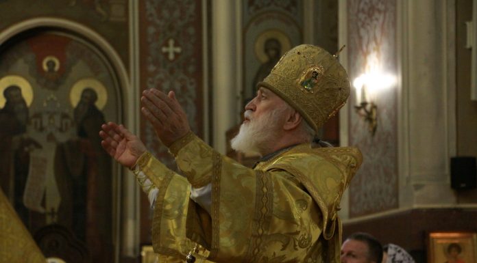 Митрополит Павел (Пономарев) совершил Литургию в Неделю 34-ю по Пятидесятнице