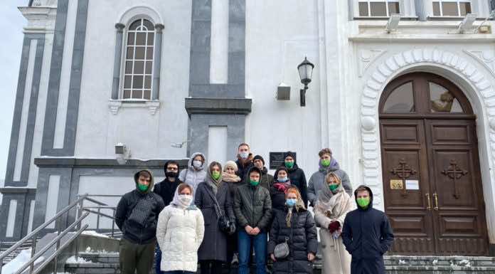 Краснодарская молодежь посетила городские храмы