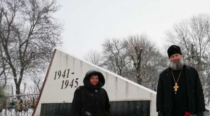 В ст. Новодмитриевской состоялось траурное мероприятие, посвящённое 78-летию освобождения станицы от немецко-фашистских захватчиков