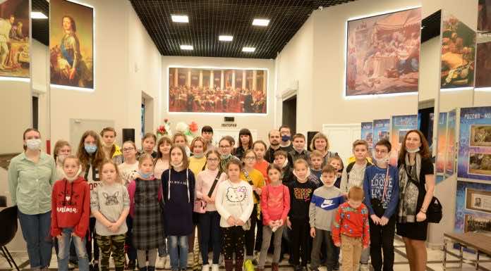 Ученики воскресной школы при храме Святого Духа посетили исторический парк