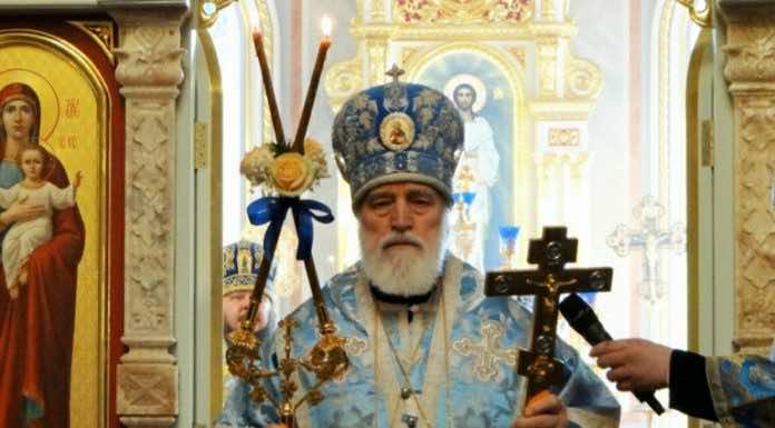 В праздник Благовещения Пресвятой Богородицы митрополит Екатеринодарский и Кубанский Павел сослужил Божественную литургию в соборе святого благоверного князя Александра Невского города Симферополя