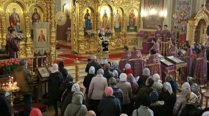 Митрополит Павел совершил Божественную литургию в 4-ю Неделю Великого поста