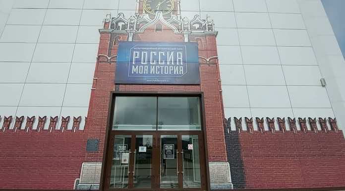 Руководитель епархиального отдела религиозного образования принял участие в открытии выставки