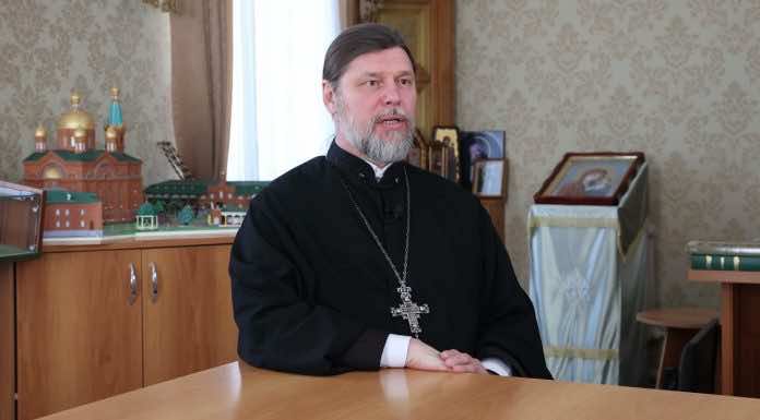 Как будем служить на Пасху