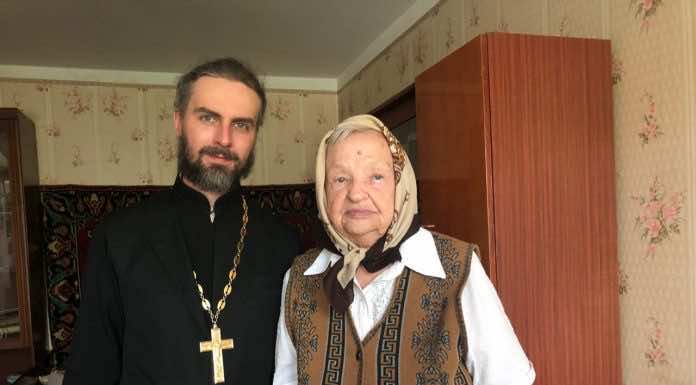 Патронажная служба Екатерининского кафедрального собора окормляет внучку Кубанского новомученика