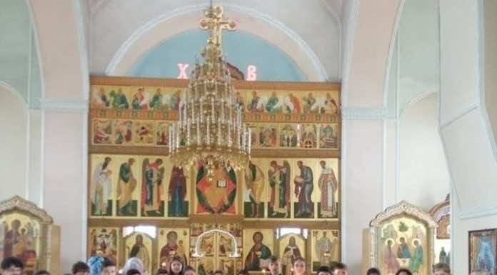 Учащиеся школы № 23 зажгли свечи памяти по погибшим в Казани