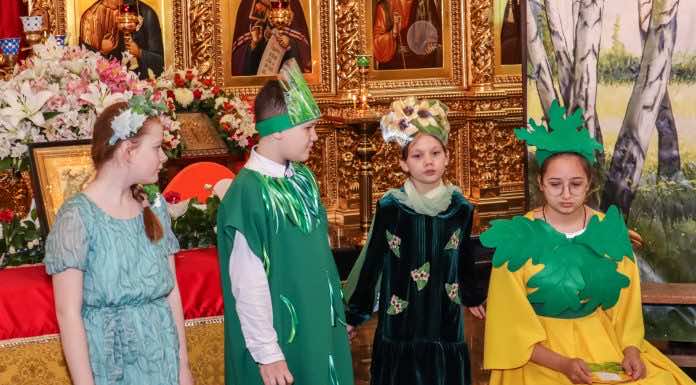 Пасхальный утренник в храме Феодоровской иконы Божией Матери