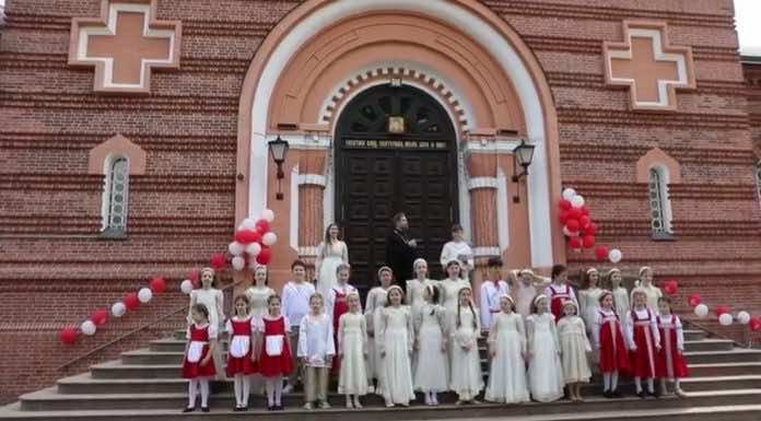 2021 Пасхальные гуляния семейного центра «Зерно веры» при Екатерининском соборе