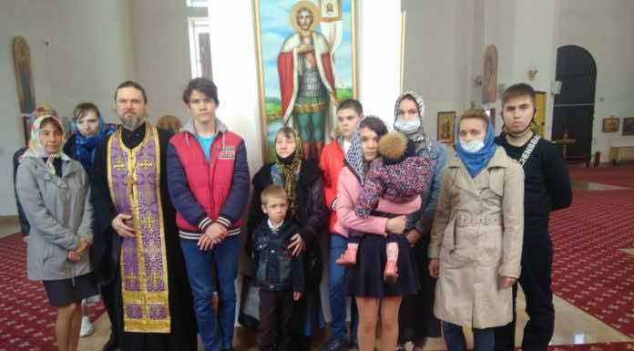 Протоиерей Андрей Драган провёл встречу с детьми из малоимущих и многодетных семей